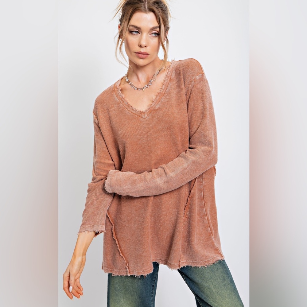 NWOT Easel Rustic Burnt Orange V-Neck Top Size Small
